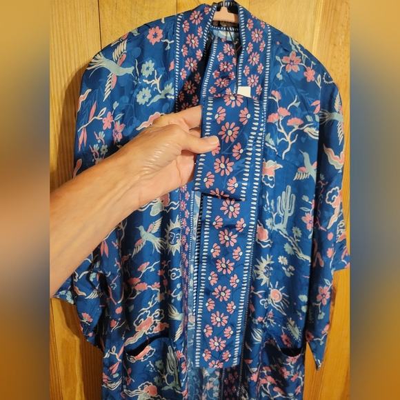 Spell Bandit Robe - Picture 8 of 10